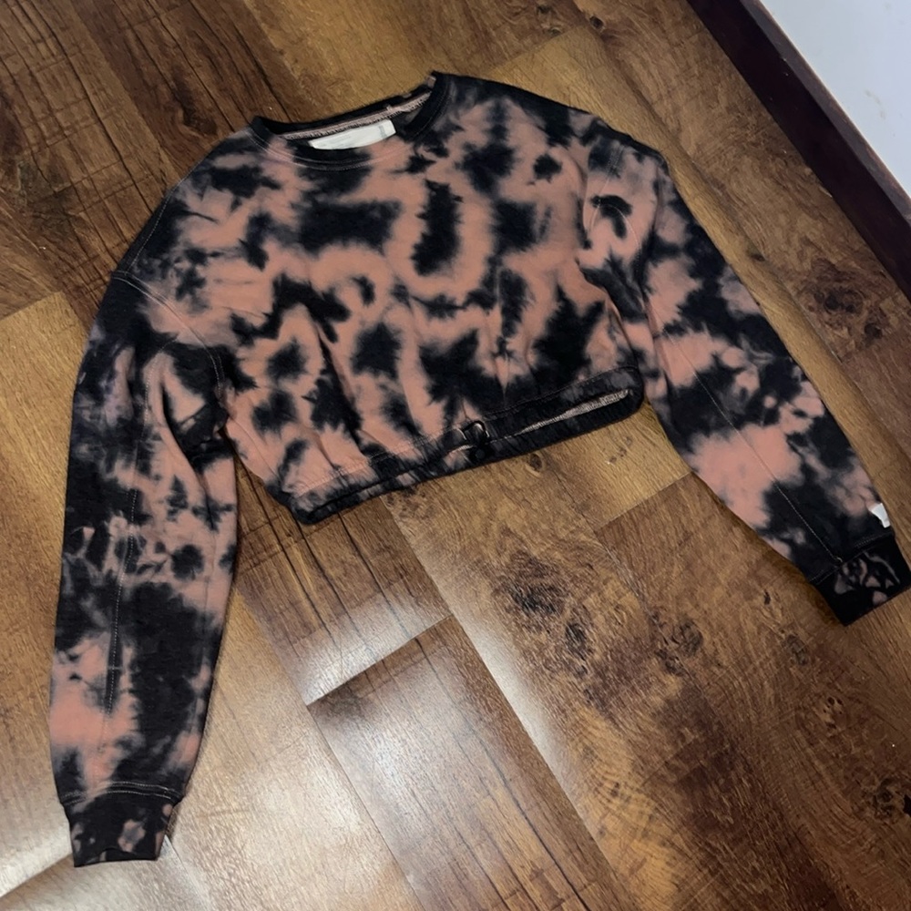 bleached tie dye rsq cropped sweater